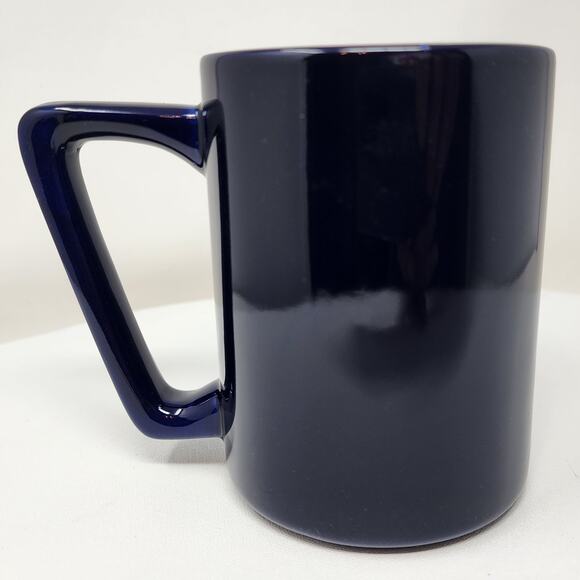 Sea World Etched Penguin Coffee Mug Navy Blue White Accent Logo on Handle NWT - Picture 4 of 8